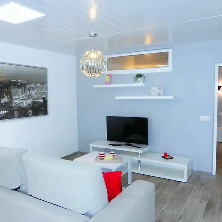 Estudios Center Villa